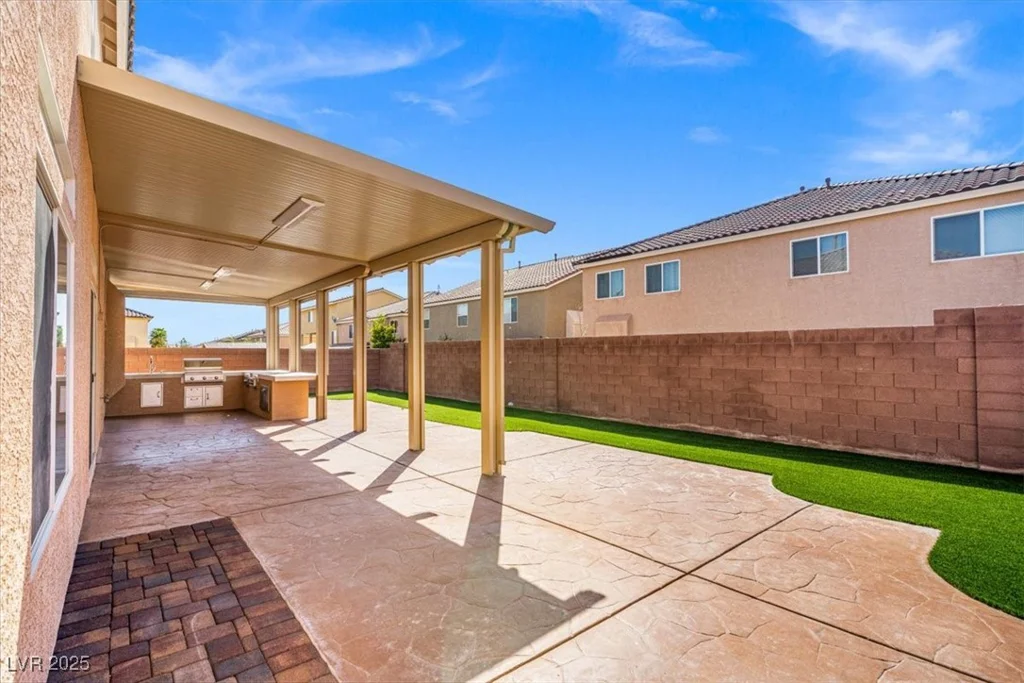 6335 Mount Eden, Las Vegas, NV 89139