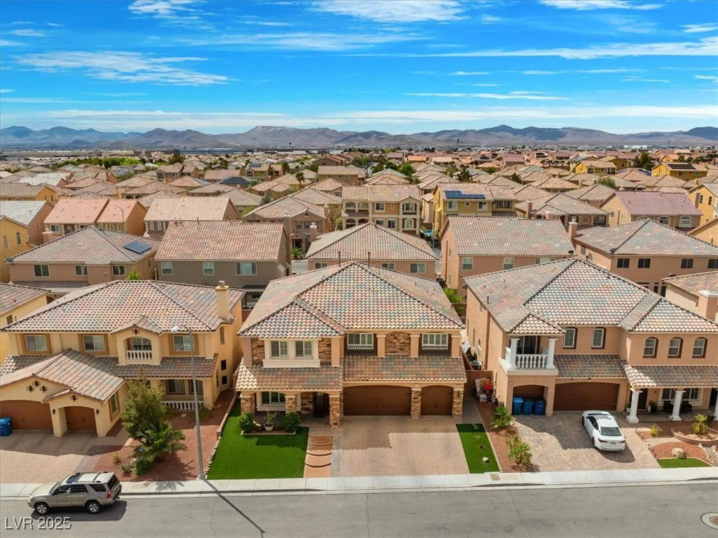 6335 Mount Eden, Las Vegas, NV 89139