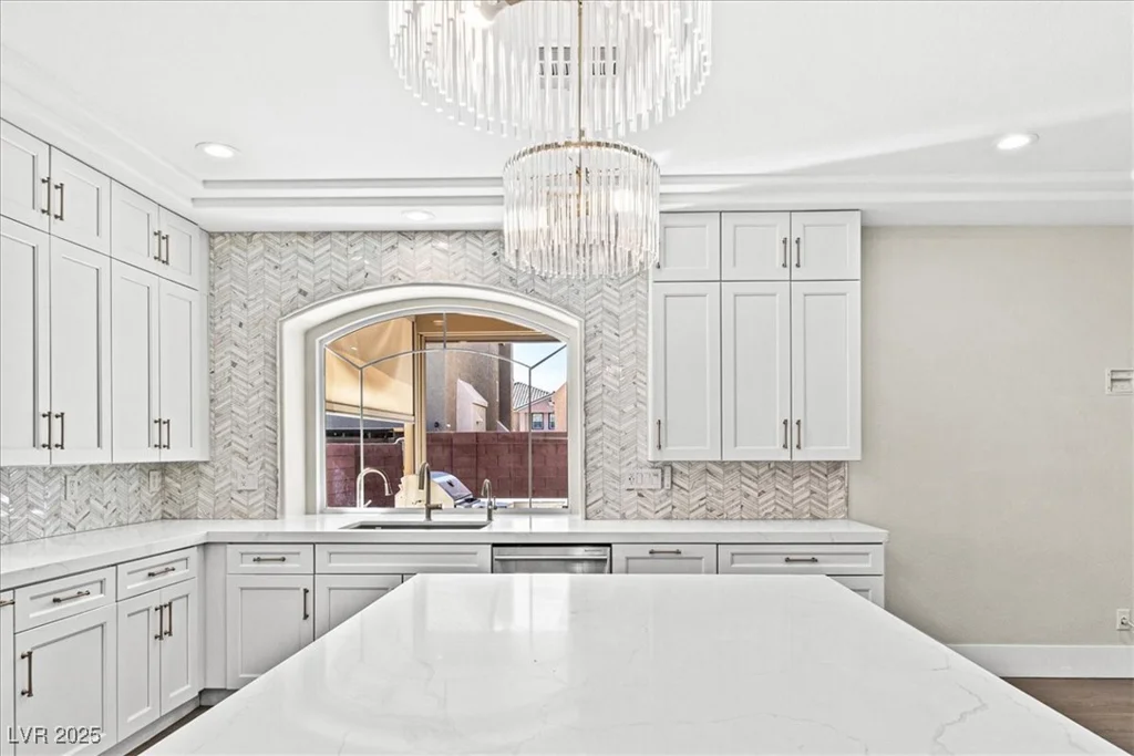 6335 Mount Eden, Las Vegas, NV 89139