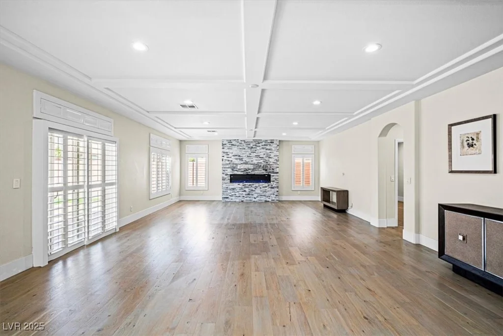 6335 Mount Eden, Las Vegas, NV 89139