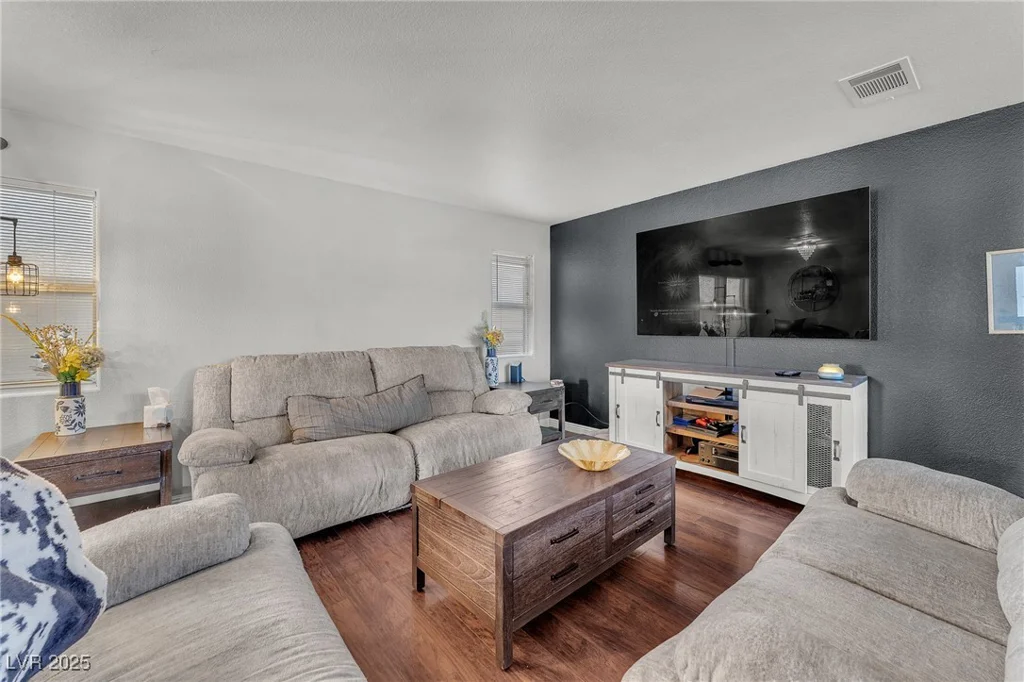3536 Golden Pedal, Las Vegas, NV 89129