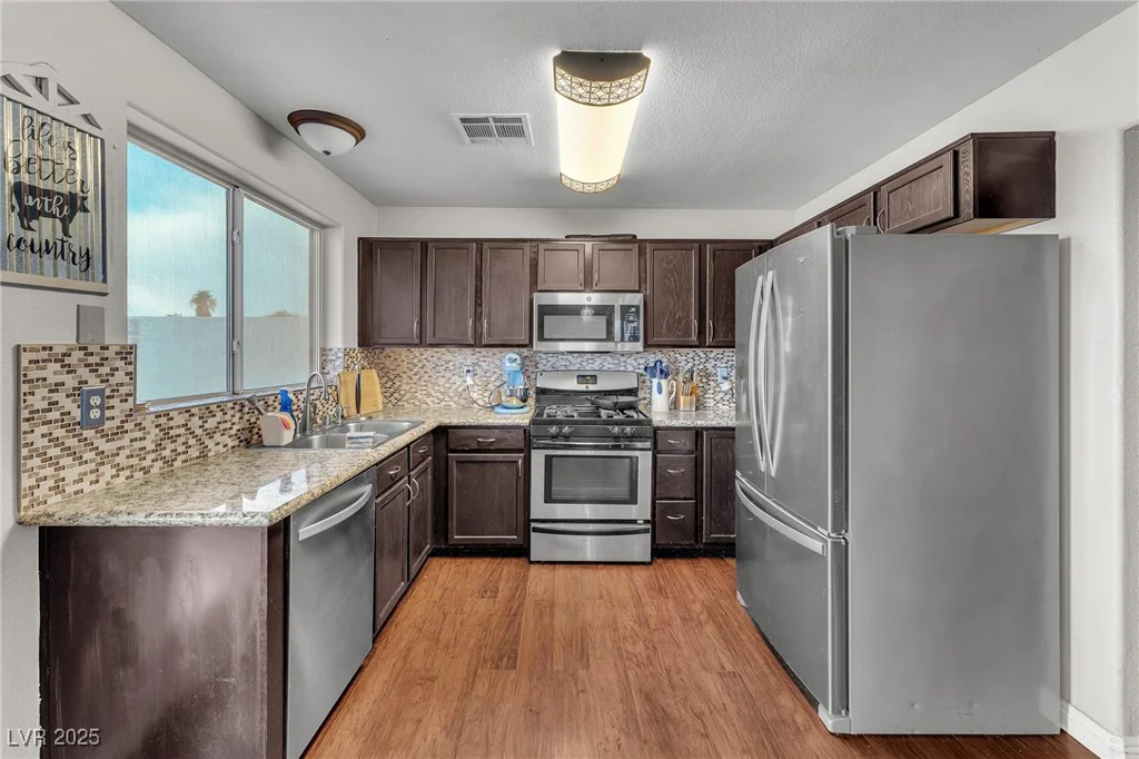 3536 Golden Pedal, Las Vegas, NV 89129