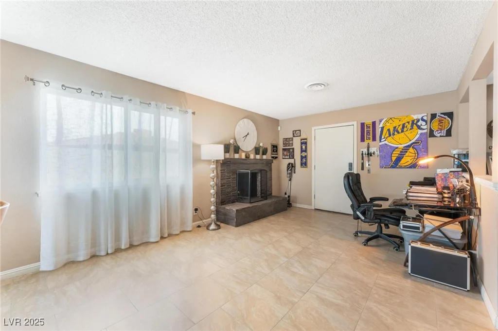 1462 Rawhide, Las Vegas, NV 89119