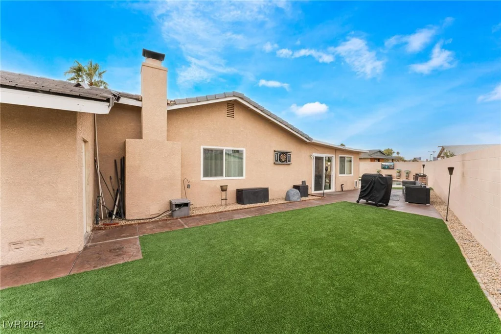 1462 Rawhide, Las Vegas, NV 89119