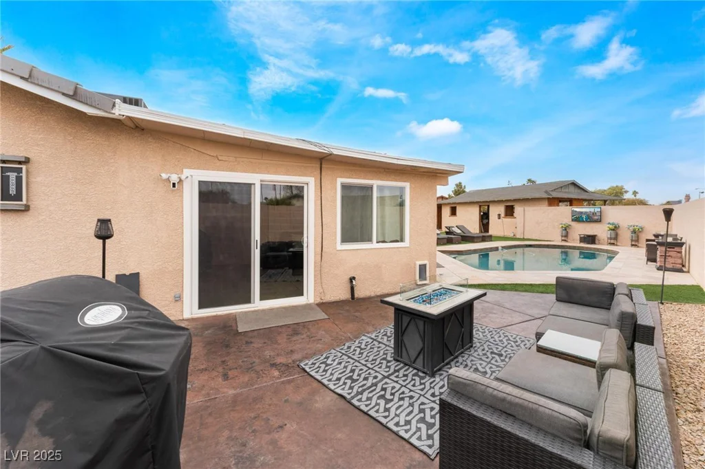 1462 Rawhide, Las Vegas, NV 89119