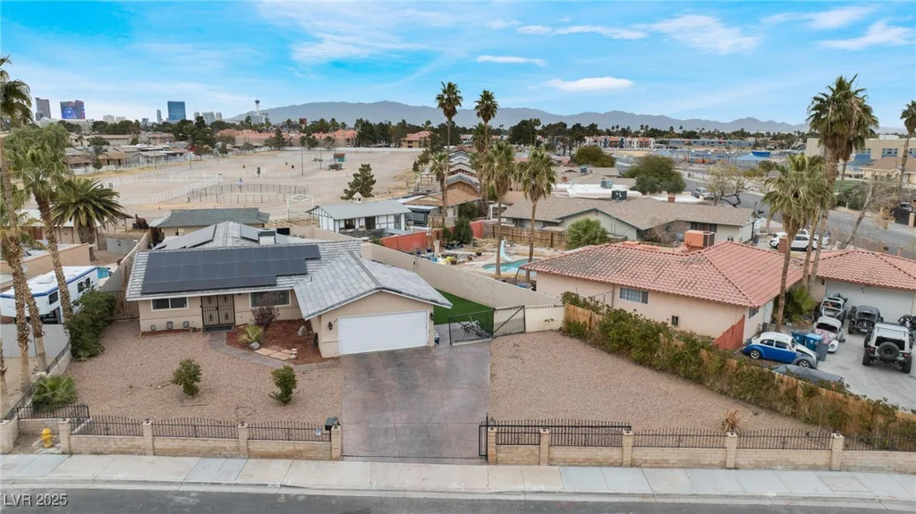 1462 Rawhide, Las Vegas, NV 89119