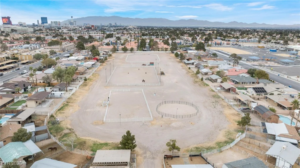 1462 Rawhide, Las Vegas, NV 89119