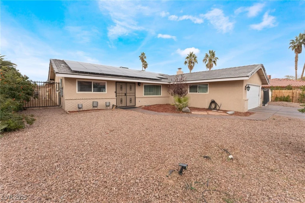 1462 Rawhide, Las Vegas, NV 89119