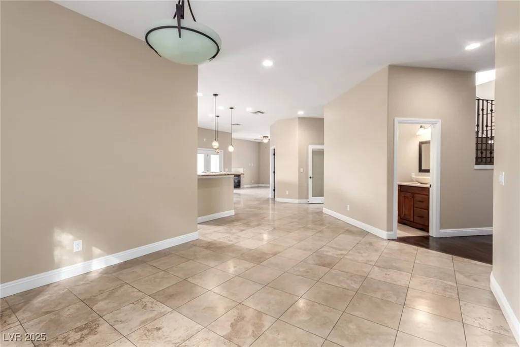3789 Gershon, Las Vegas, NV 89121