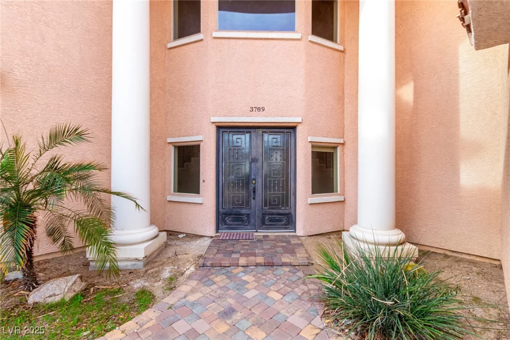 3789 Gershon, Las Vegas, NV 89121