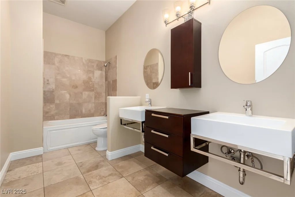 3789 Gershon, Las Vegas, NV 89121