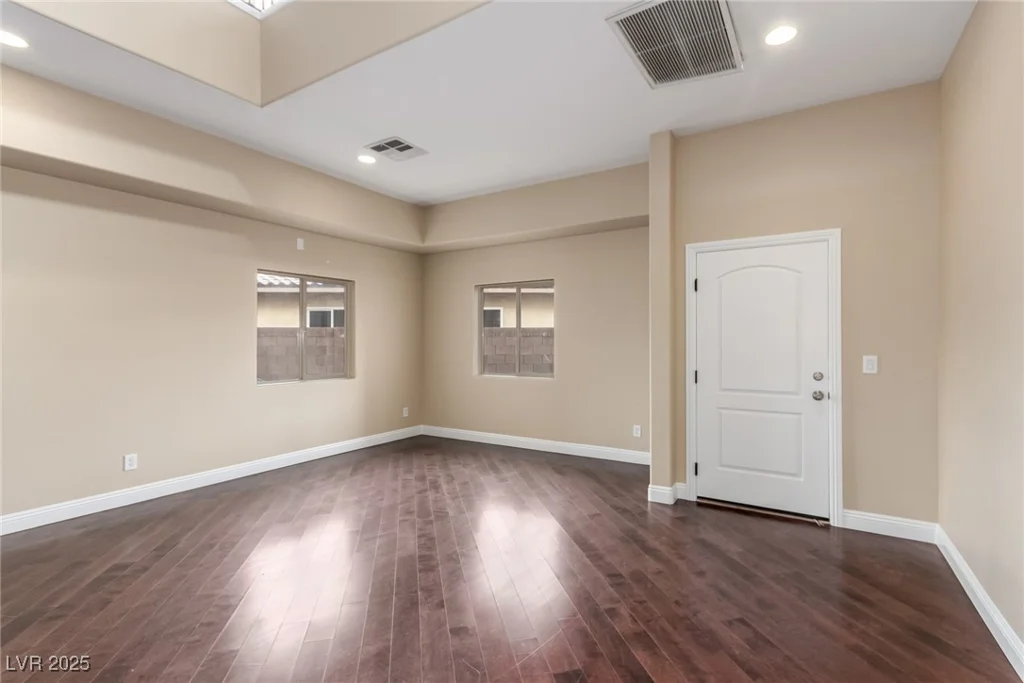 3789 Gershon, Las Vegas, NV 89121