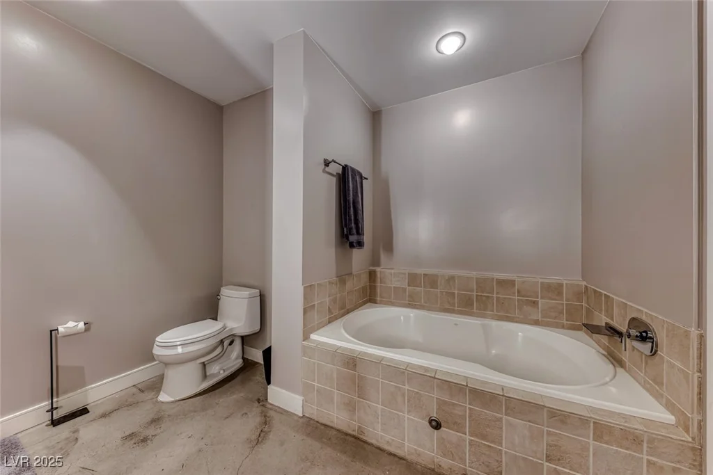 200 Hoover, Las Vegas, NV 89101