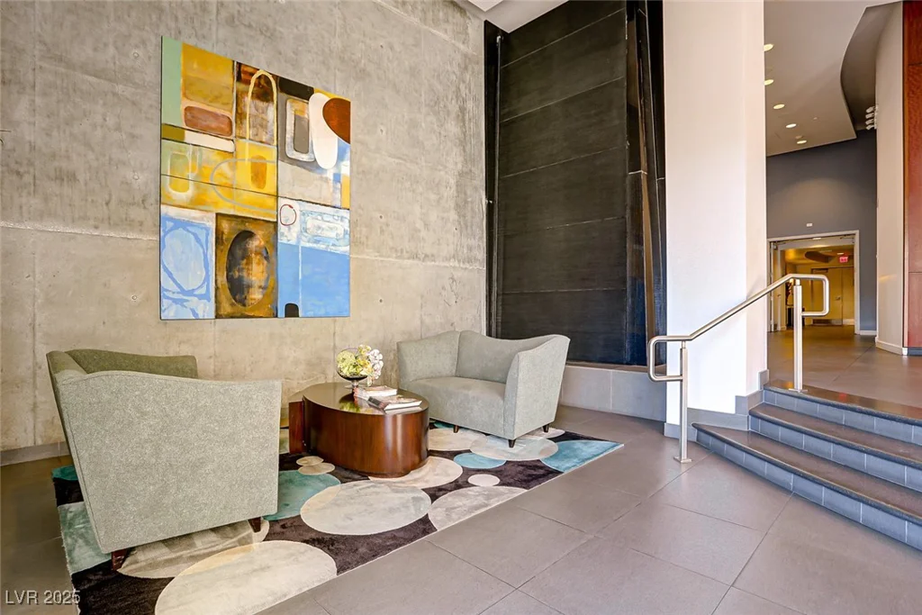 200 Hoover, Las Vegas, NV 89101