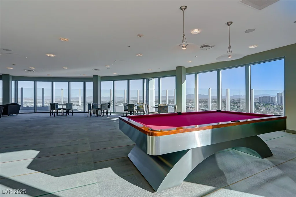 200 Hoover, Las Vegas, NV 89101