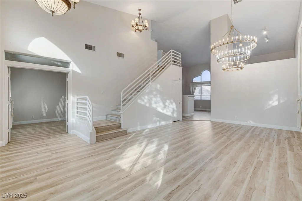 1700 Wandering Winds, Las Vegas, NV 89128