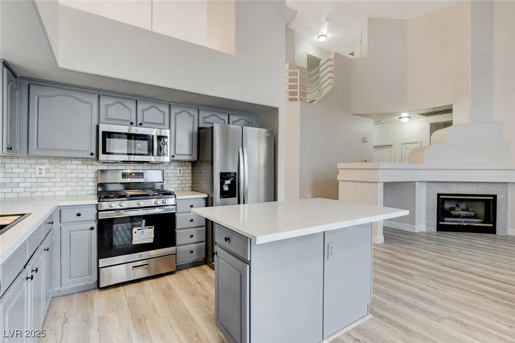 1700 Wandering Winds, Las Vegas, NV 89128