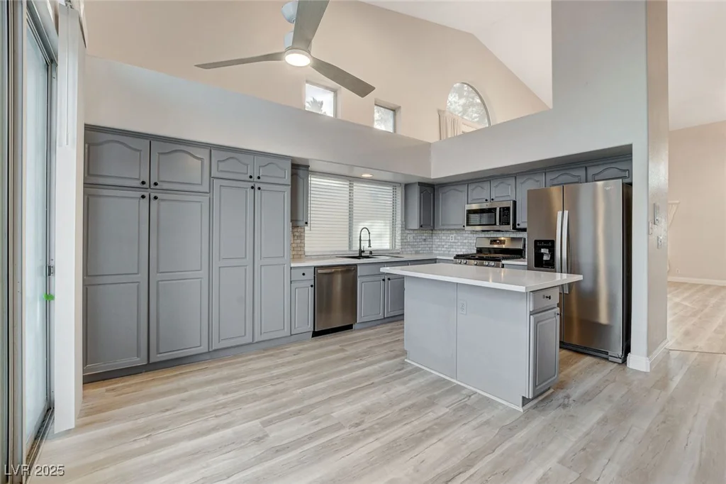 1700 Wandering Winds, Las Vegas, NV 89128