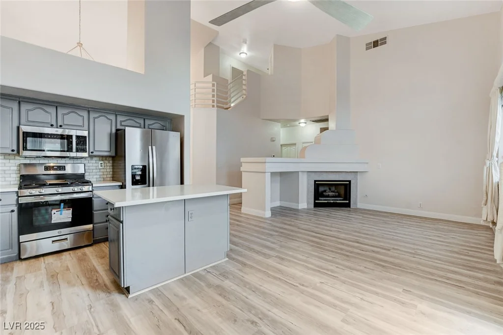 1700 Wandering Winds, Las Vegas, NV 89128