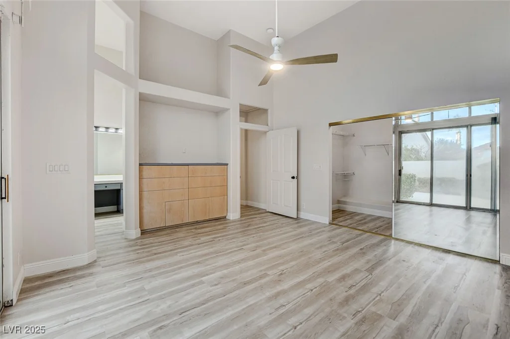 1700 Wandering Winds, Las Vegas, NV 89128
