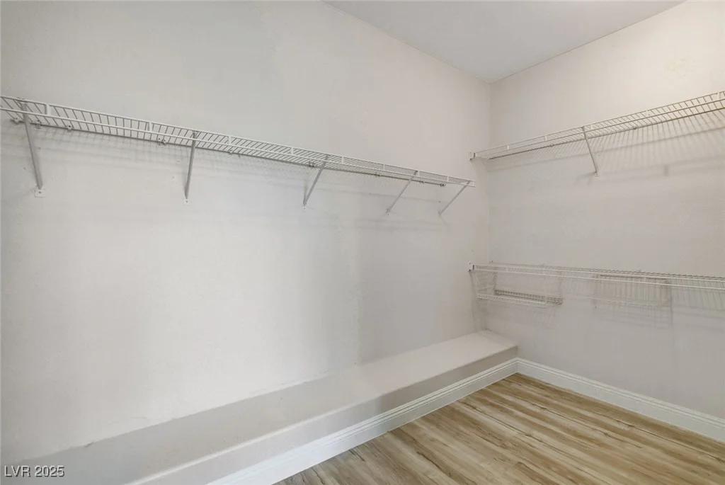 1700 Wandering Winds, Las Vegas, NV 89128
