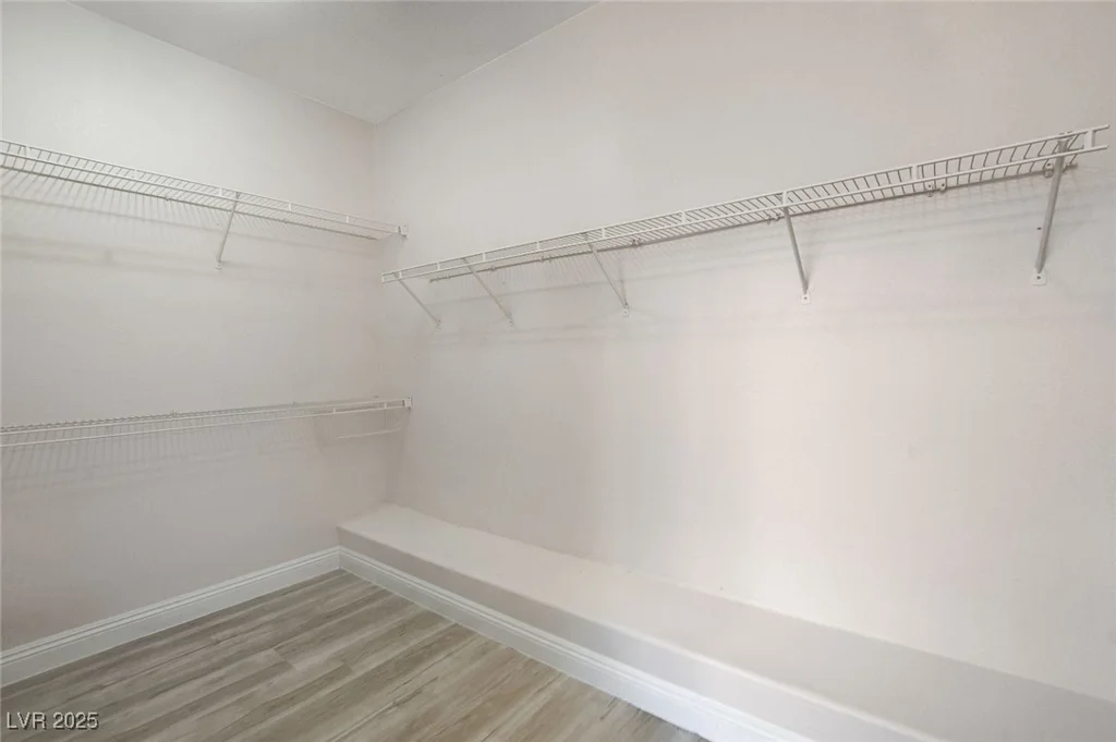 1700 Wandering Winds, Las Vegas, NV 89128