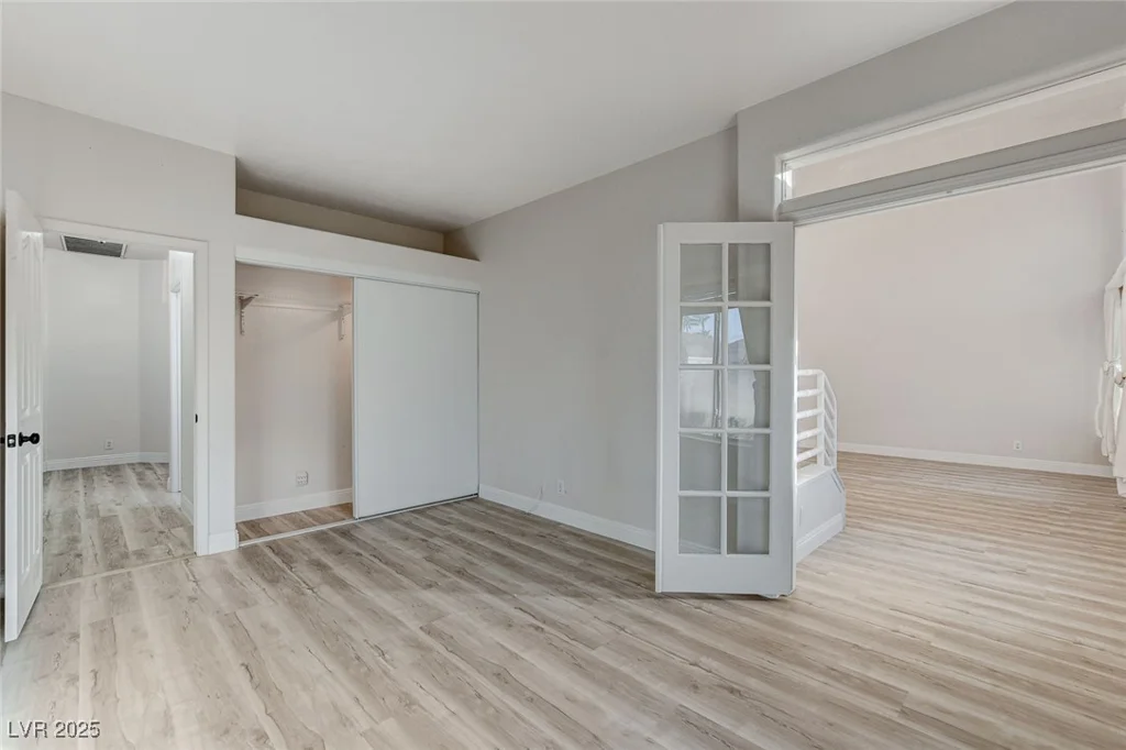 1700 Wandering Winds, Las Vegas, NV 89128