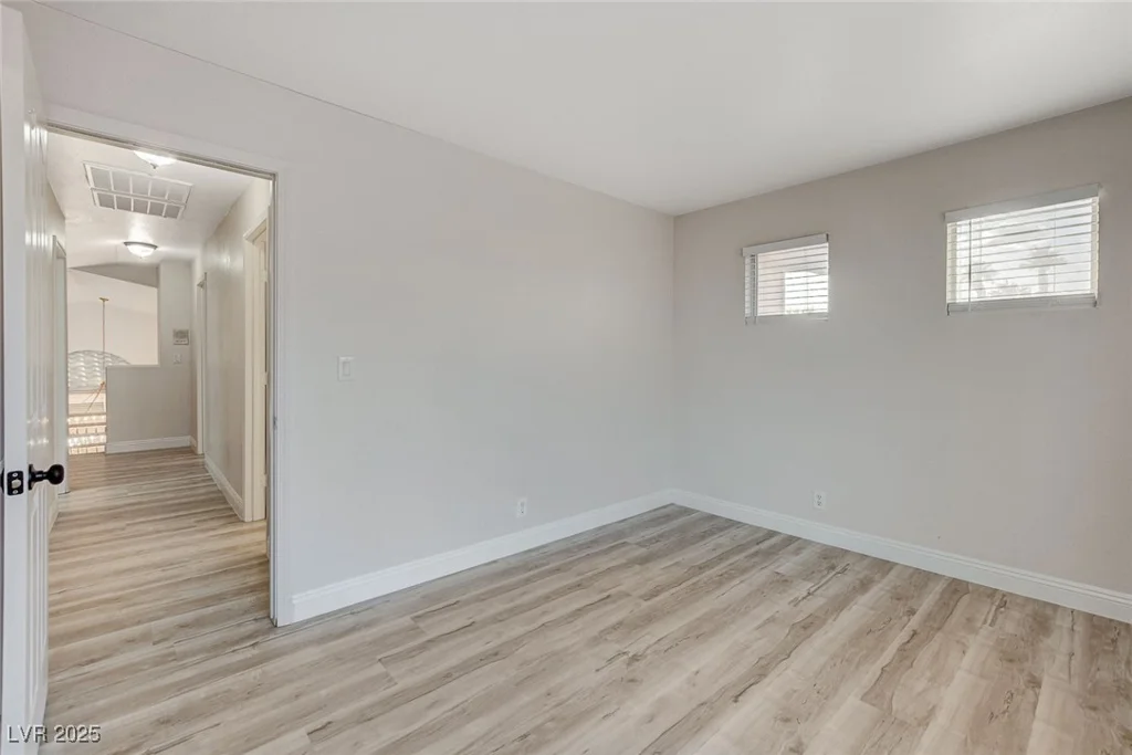 1700 Wandering Winds, Las Vegas, NV 89128