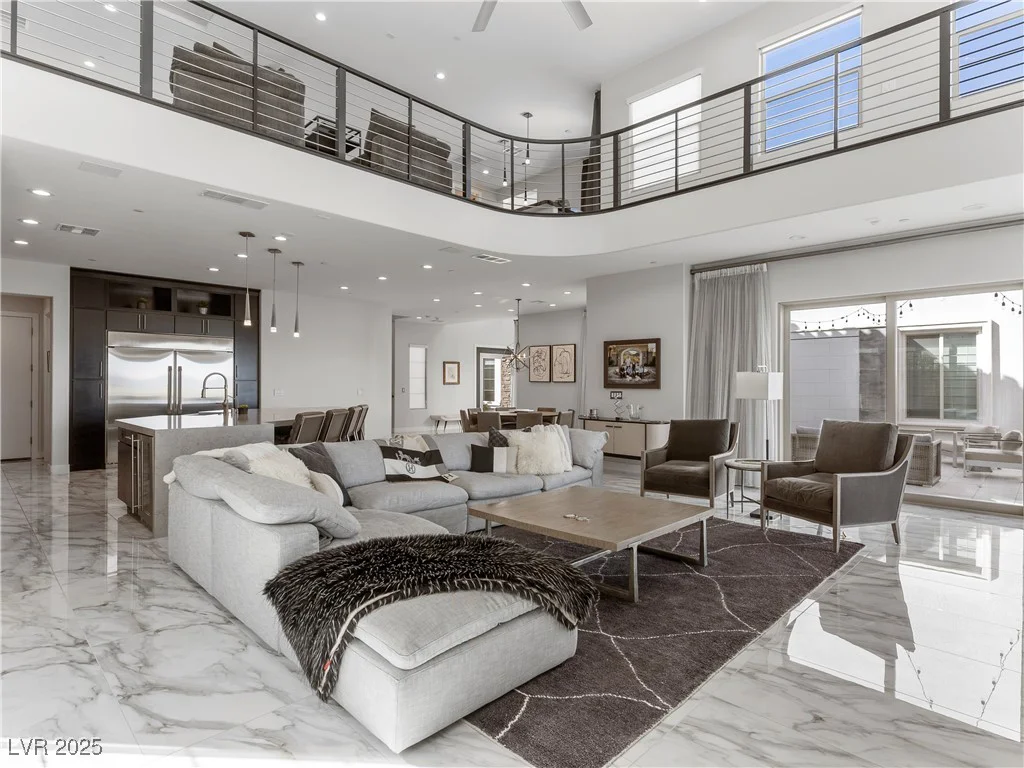 12 Olympia Chase, Las Vegas, NV 89141