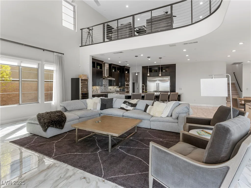 12 Olympia Chase, Las Vegas, NV 89141