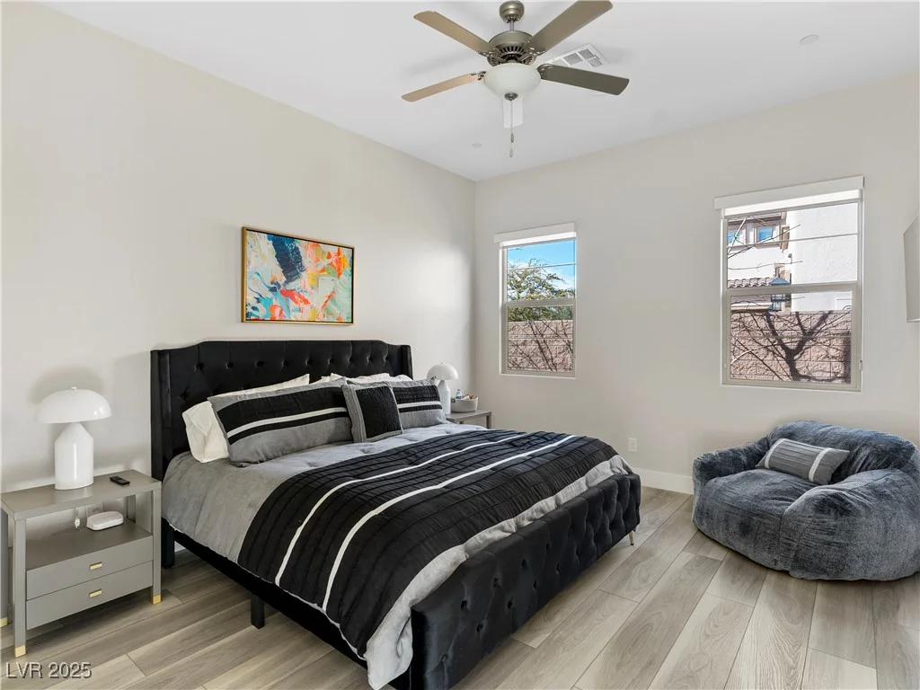12 Olympia Chase, Las Vegas, NV 89141