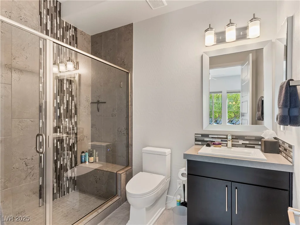 12 Olympia Chase, Las Vegas, NV 89141