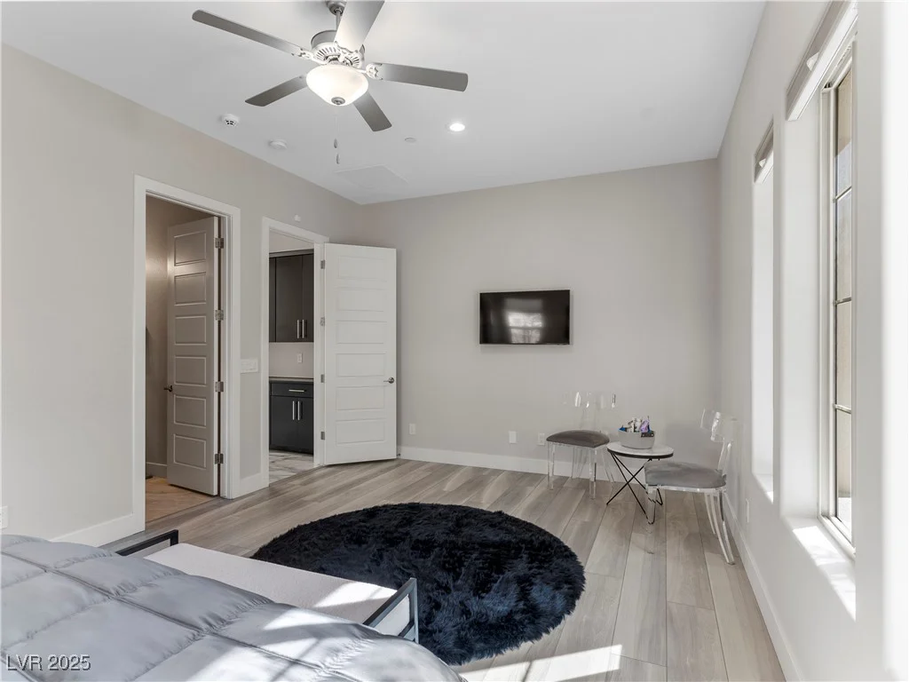 12 Olympia Chase, Las Vegas, NV 89141