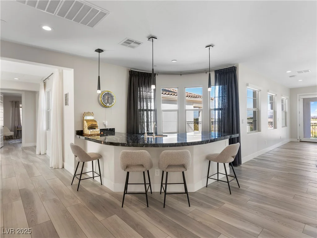 12 Olympia Chase, Las Vegas, NV 89141