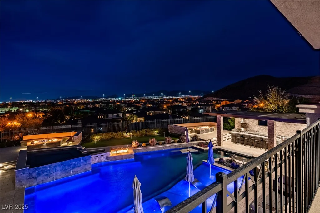 12 Olympia Chase, Las Vegas, NV 89141