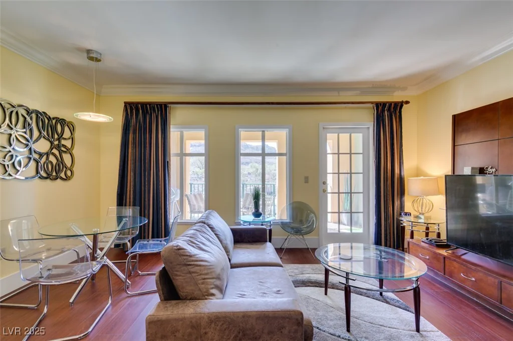 30 Strada Di Villaggio, Henderson, NV 89011