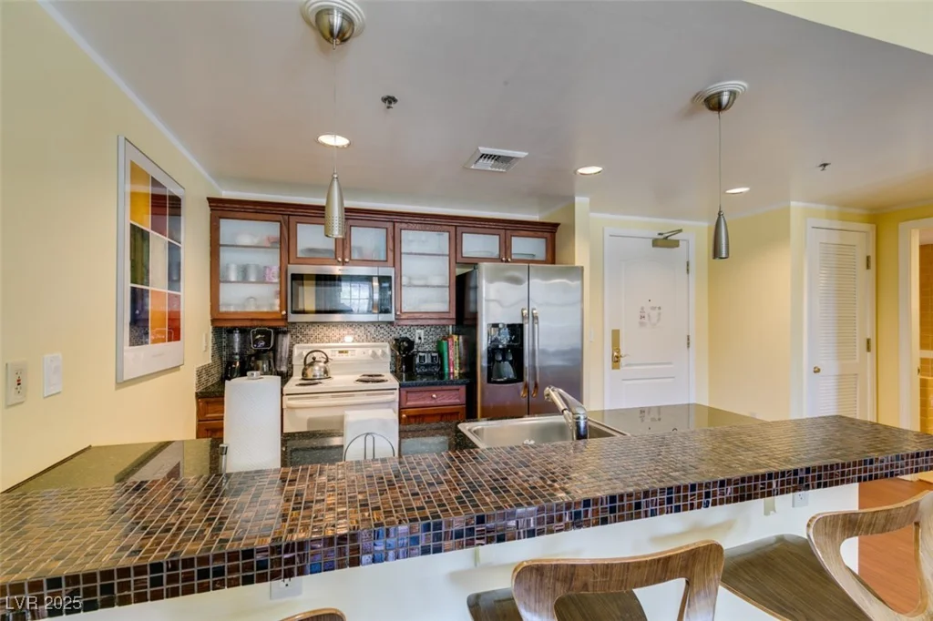30 Strada Di Villaggio, Henderson, NV 89011