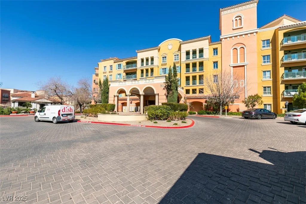 30 Strada Di Villaggio, Henderson, NV 89011