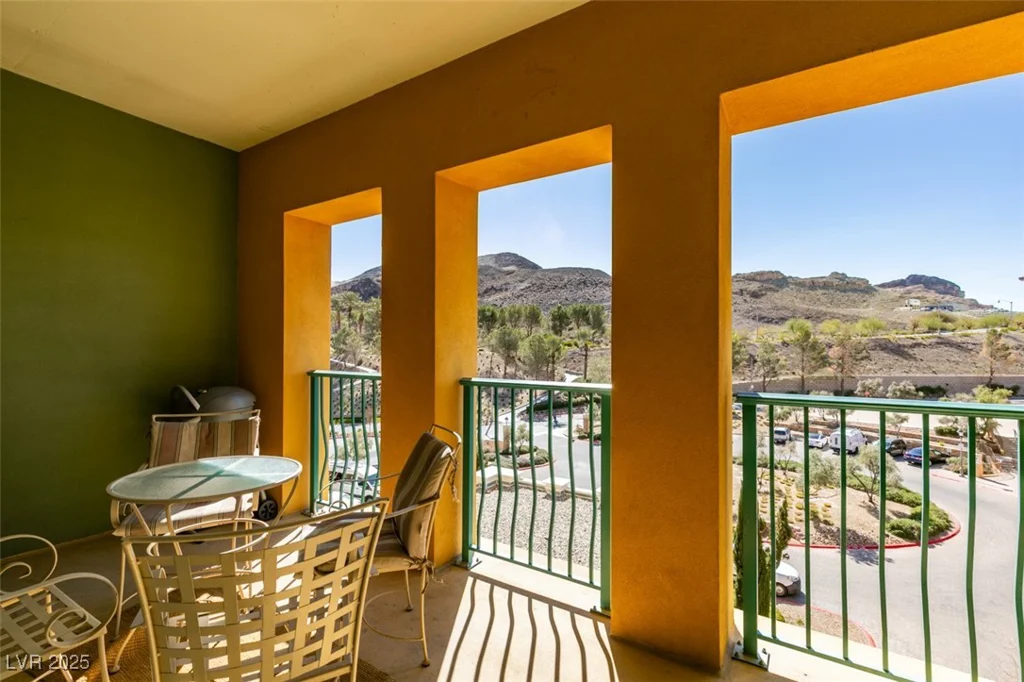 30 Strada Di Villaggio, Henderson, NV 89011