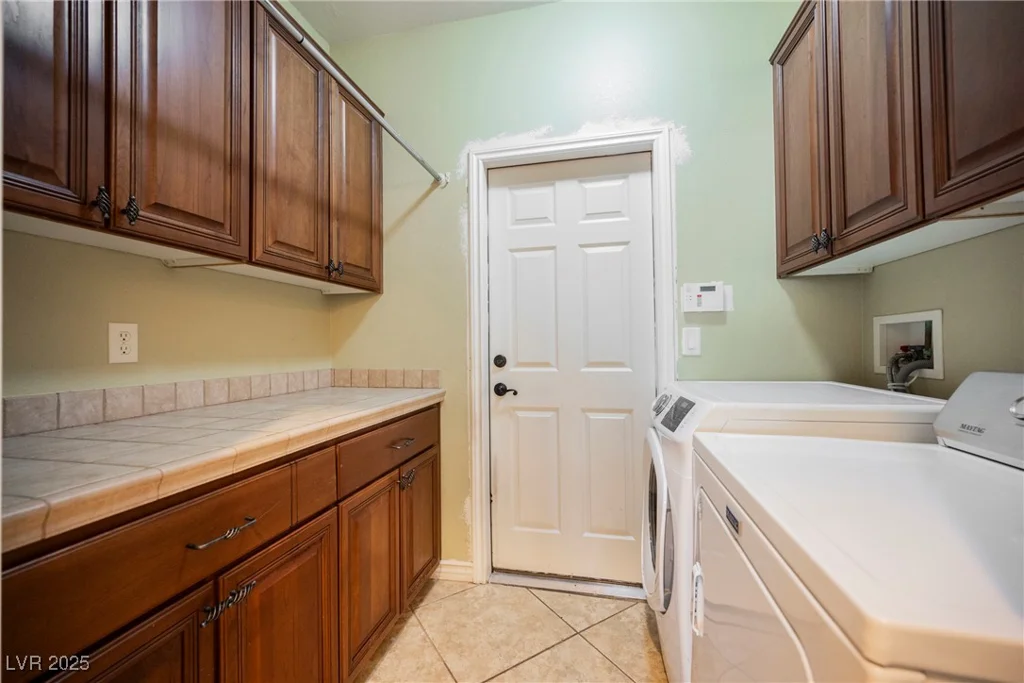 4208 Lower Saxon, North Las Vegas, NV 89085