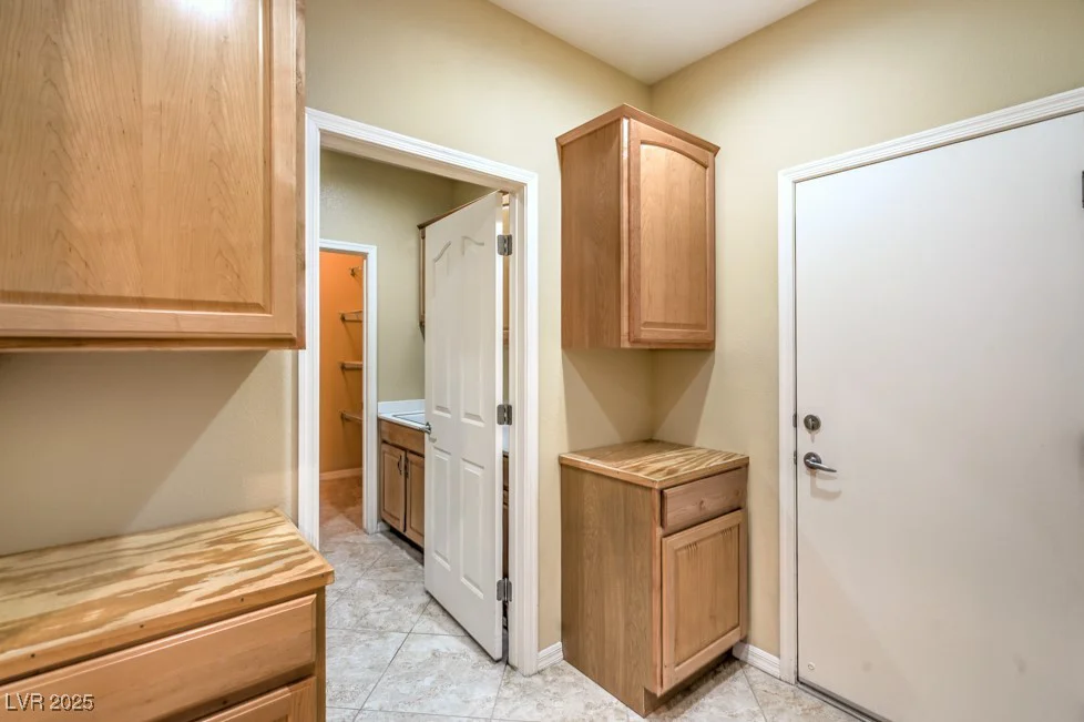 2186 Savannah River, Henderson, NV 89044