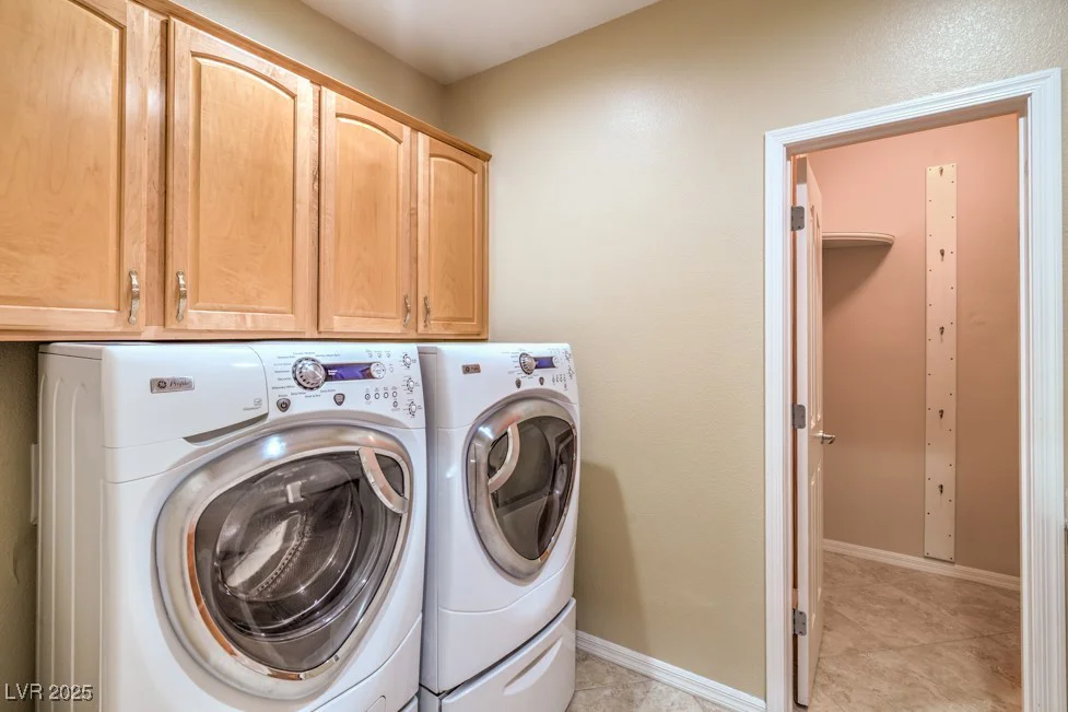 2186 Savannah River, Henderson, NV 89044