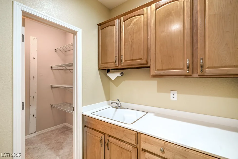 2186 Savannah River, Henderson, NV 89044