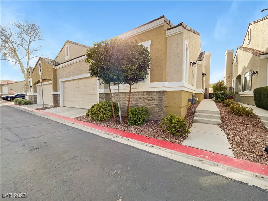 1001 Collingtree, Las Vegas, NV 89145