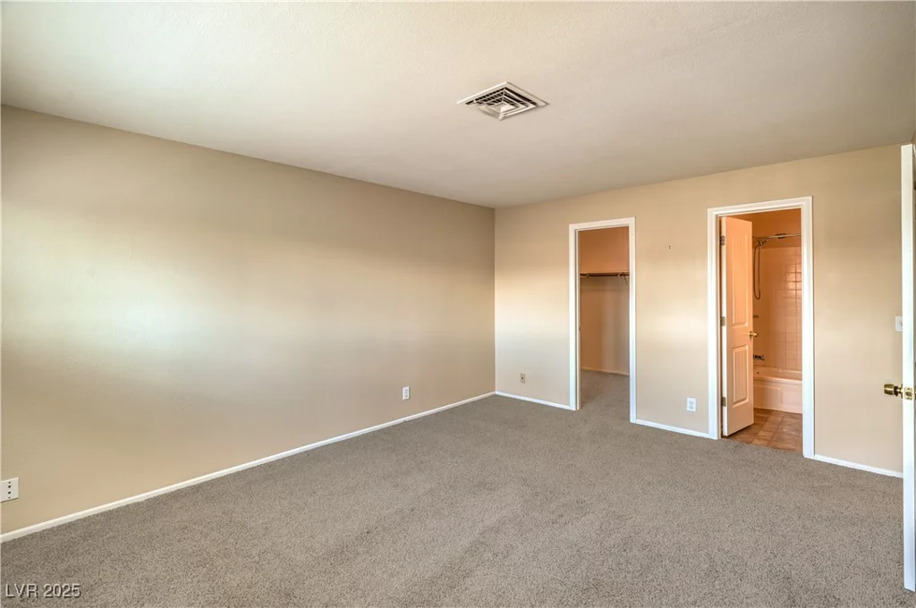 3963 Redwood, Las Vegas, NV 89103