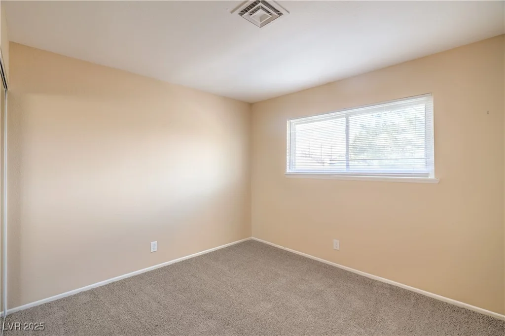 3963 Redwood, Las Vegas, NV 89103