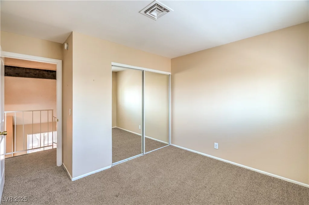 3963 Redwood, Las Vegas, NV 89103