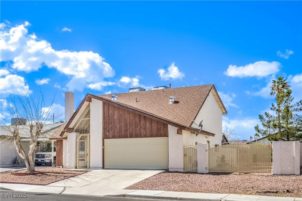 3963 Redwood, Las Vegas, NV 89103