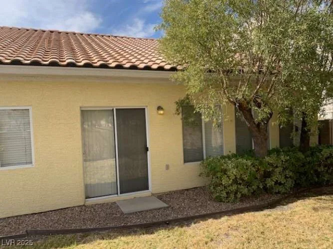 7456 Oatman, Las Vegas, NV 89120