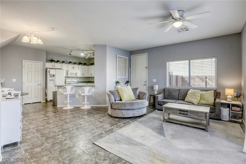 4028 Smokey Fog, North Las Vegas, NV 89081